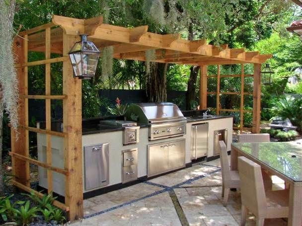 Backyard outdoor kitchen