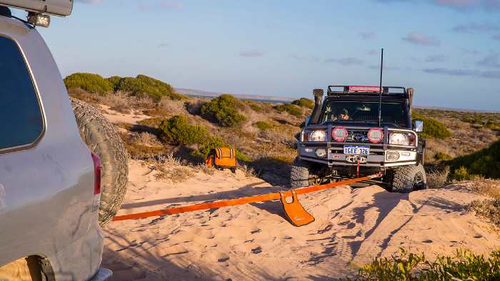 4wd recovery gear