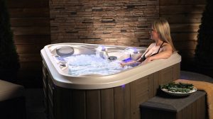 3 person spa