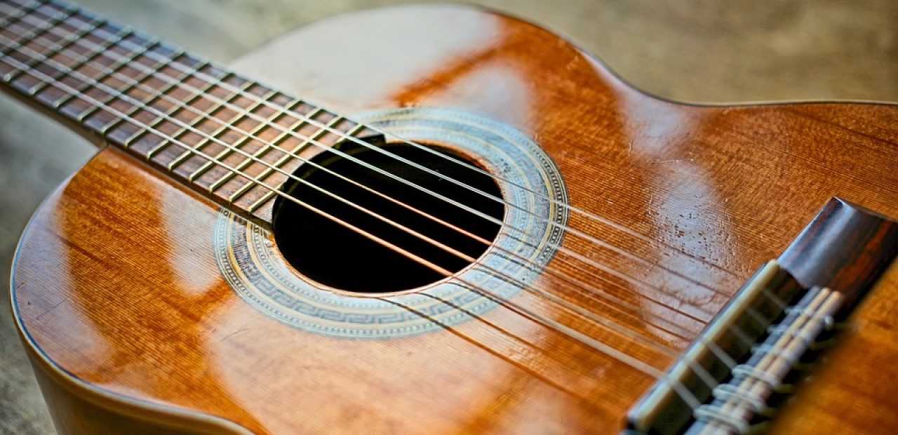 Guitar string