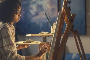 woman-artist-painter-