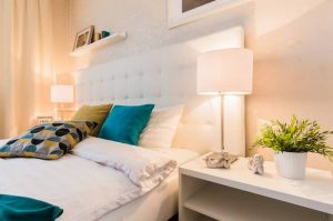 bedside-lamps-touch