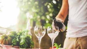 Preservative-Free White Wine