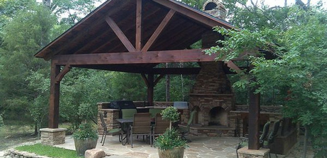 Outdoor Kitchens: