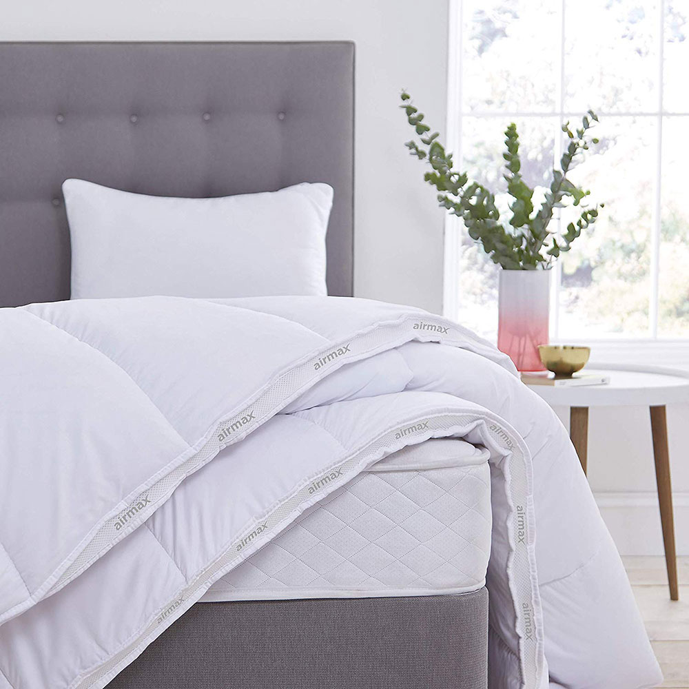 For a plush, warm piece of bedding, get a fluffy duvet with European white down. If you're on a budget, there are plenty of down-alternative duvets as well. Duvets made with moisture-wicking fibres have the ability to keep individuals cool through the night, making them a good choice for hot sleepers.