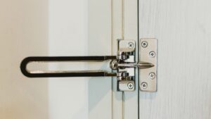 swinging-latch-door